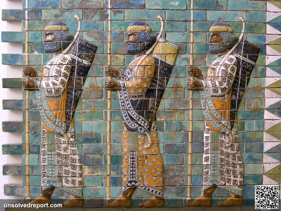 Persian warriors. Pergamon Museum/Vorderasiatisches Museum.