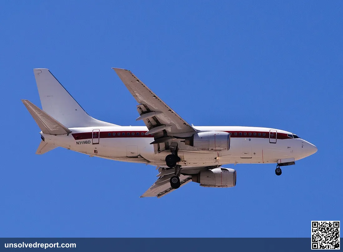 This 2001-vintage Boeing 737 is in service with JANET, a US Air Force "airline" that is in charge of ferrying workers b…