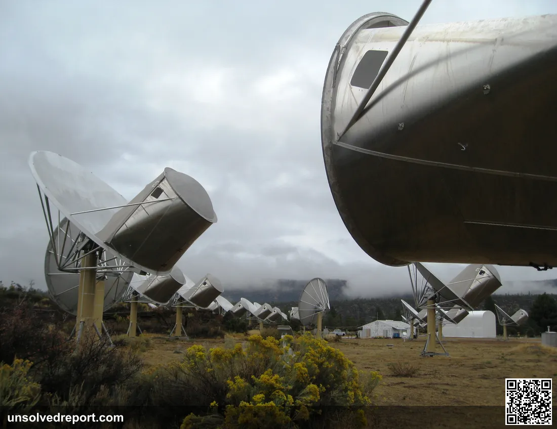 Allen Telescope Array radio telescope dishes used for SETI research in Hat Creek California